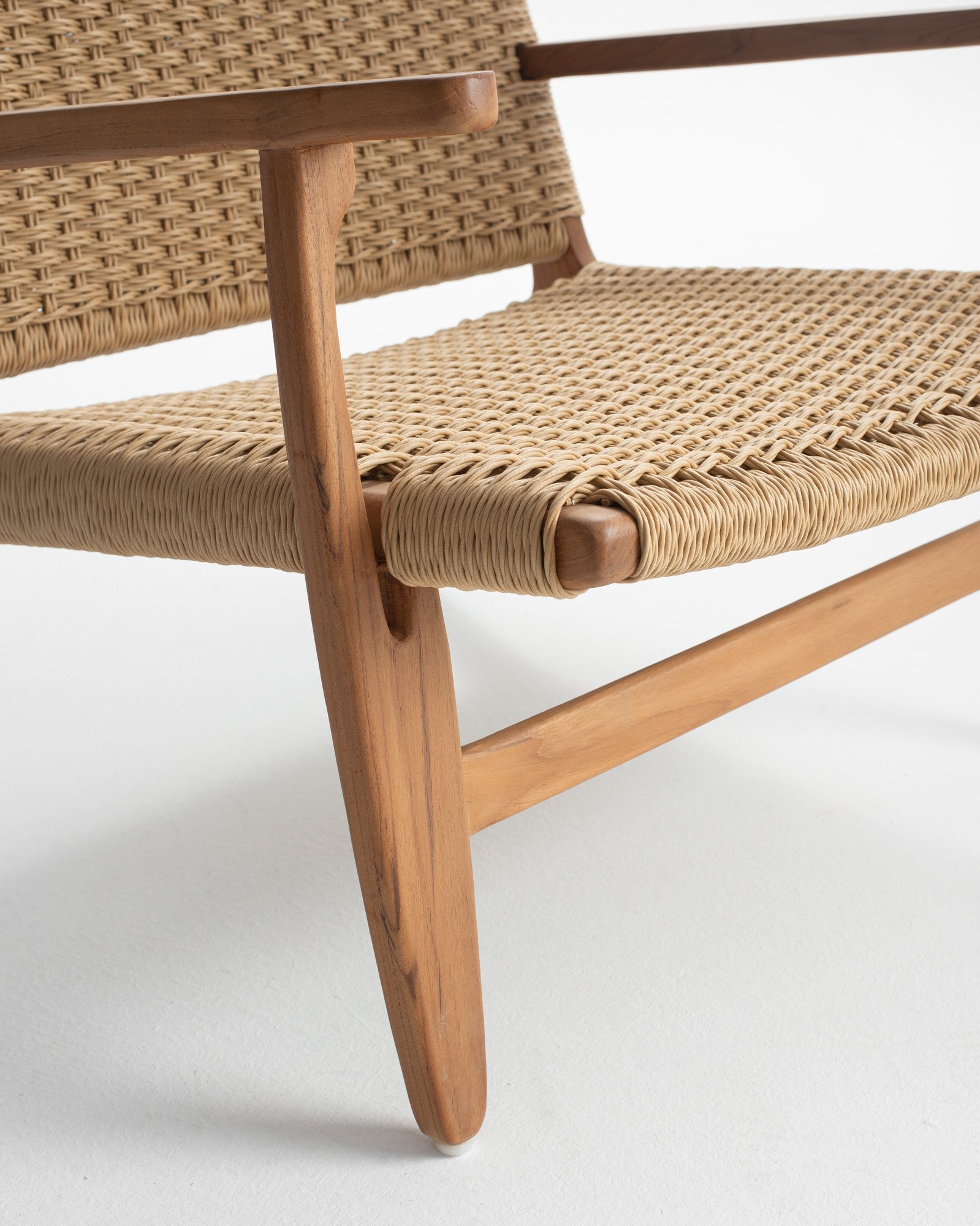 Wea Lounge Chair Thumbnail